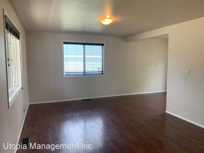 Building Photo - 3 br, 2.5 bath House - 1496 Fruitland Drive