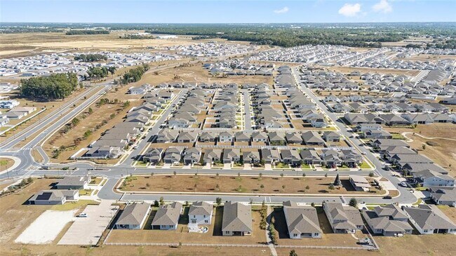 Building Photo - 6366 SW 77th Ave