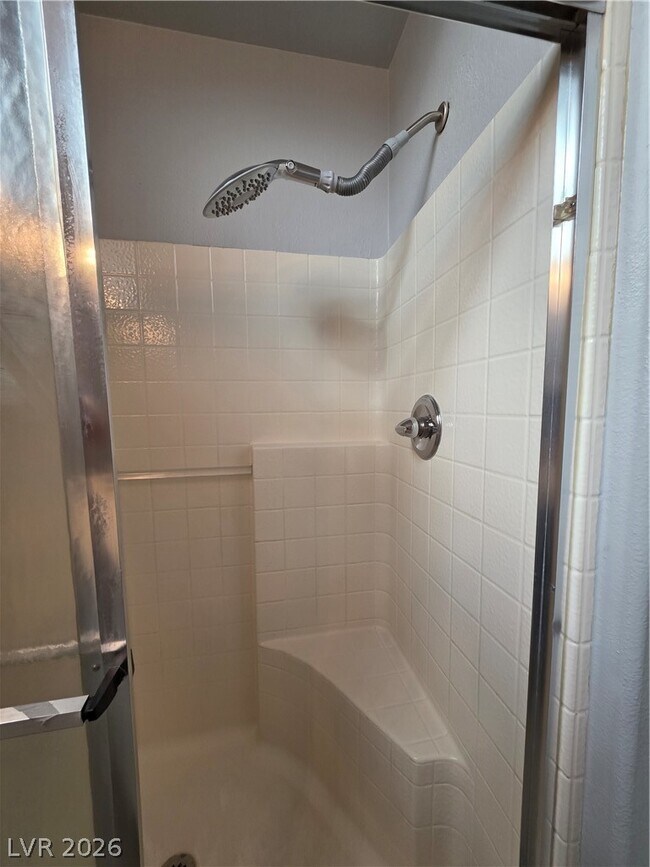 Building Photo - 5843 Berry Hill Ln