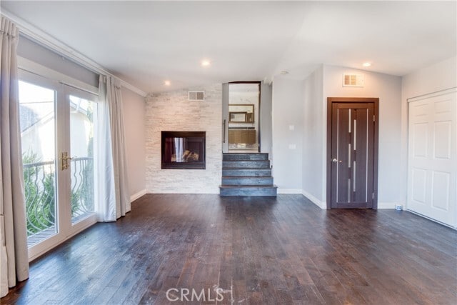 Building Photo - 7794 Skyhill Dr