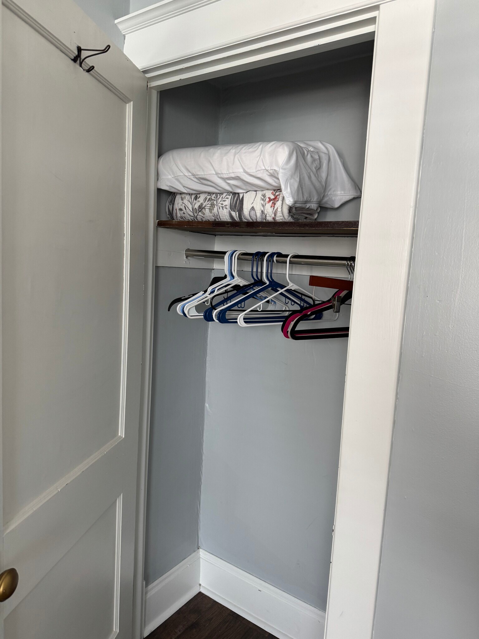 closet space - 4210 Calvin St