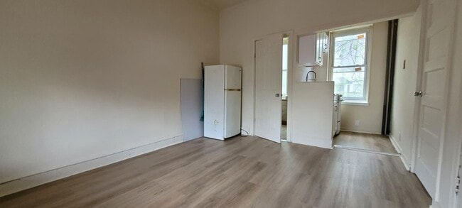 Building Photo - 5426 Christian St