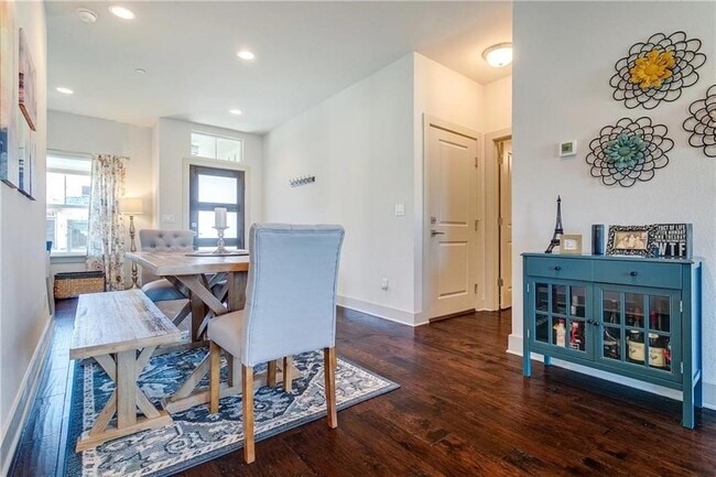 Building Photo - 2057 Local Rebel Lp