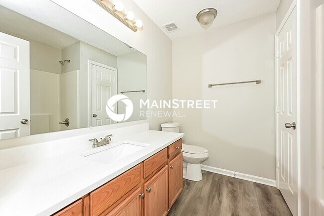 Building Photo - 3 Bedroom Pet-Friendly Home in COVINGTON, GA with Main Street Renewal