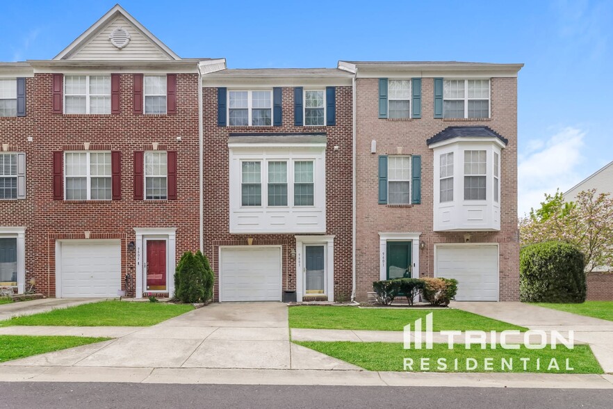 Primary Photo - 9603 Woodyard Cir