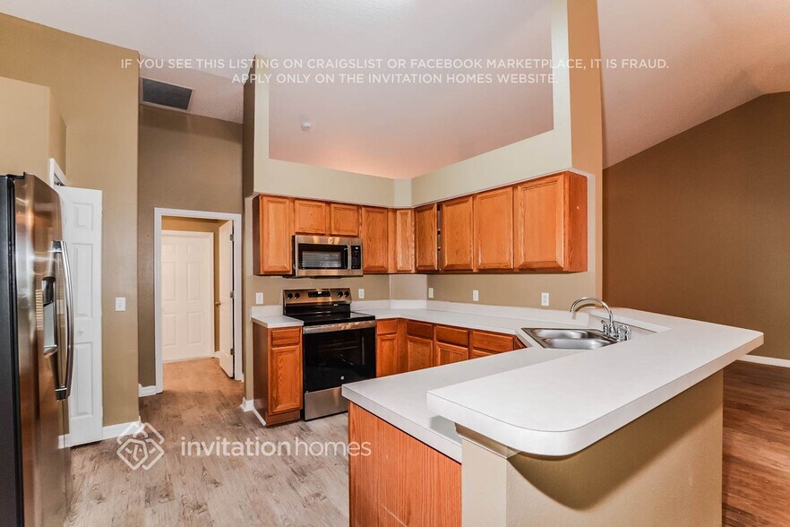 Building Photo - 11524 Grand Hills Blvd