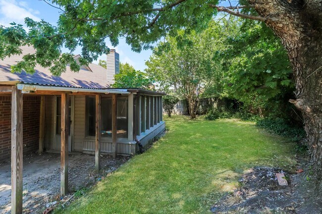 Building Photo - 8257 River Creek Cove