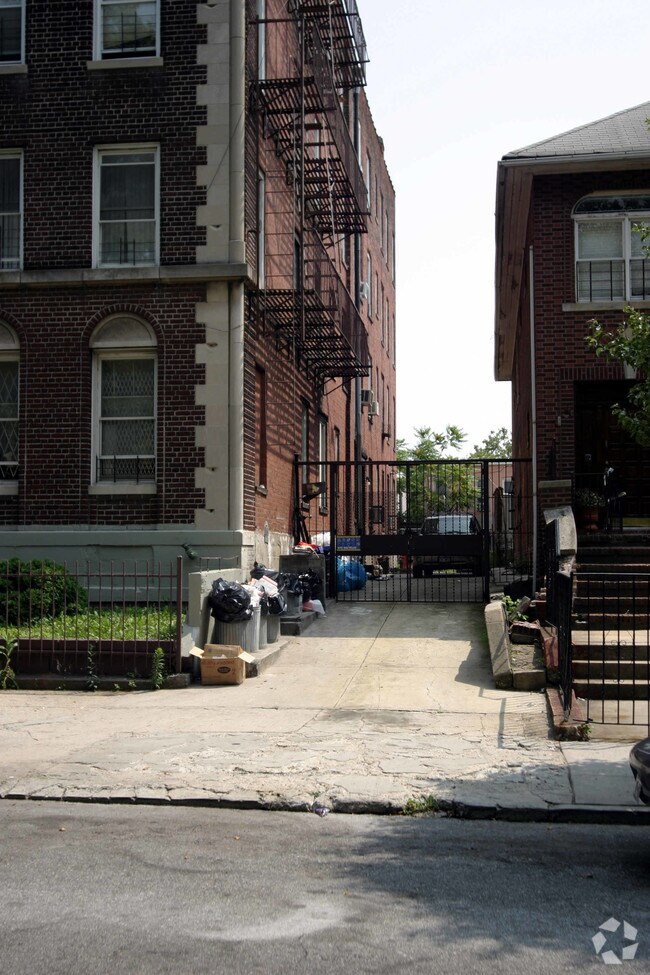 520 Crown St - 520 Crown