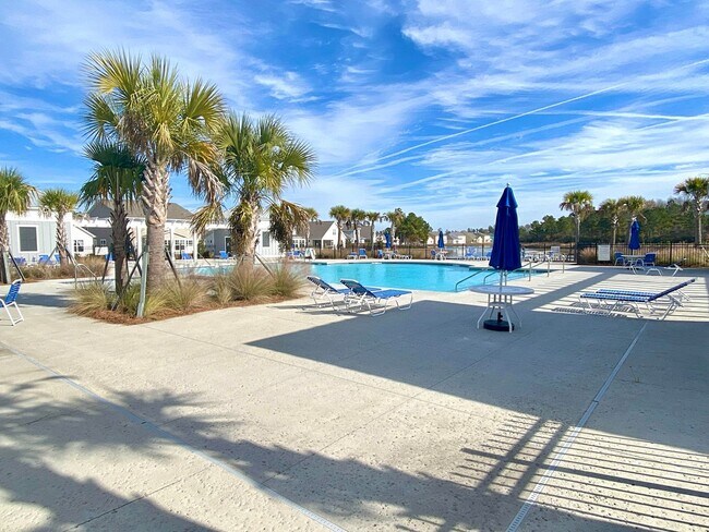 Building Photo - Stunning 6 bedroom in Cane Bay loaded with...