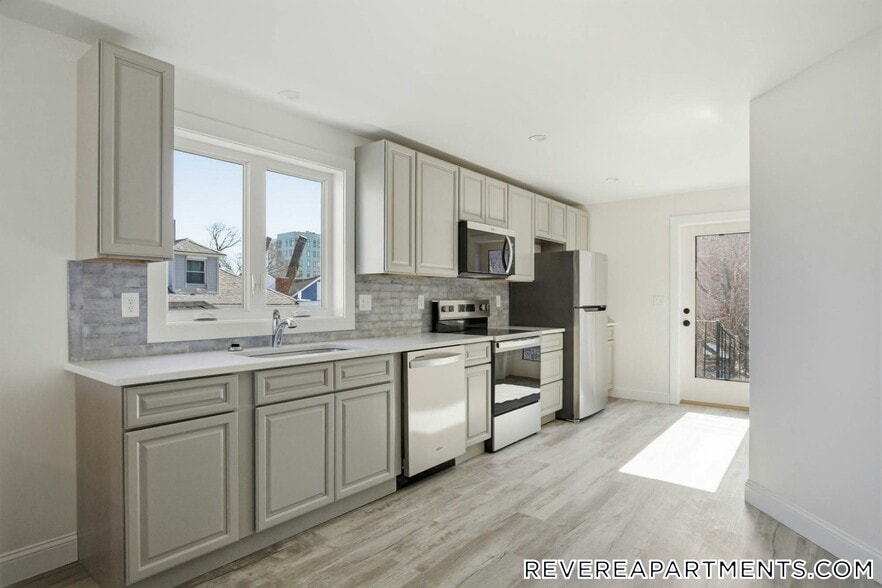 Building Photo - 23 Blake St