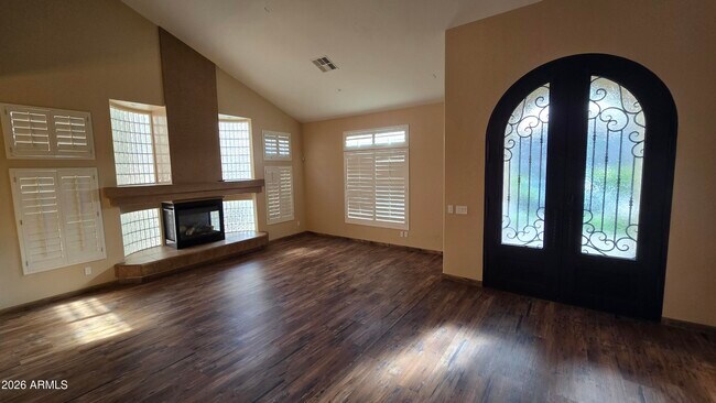 Building Photo - 9658 W Pinnacle Vista Dr