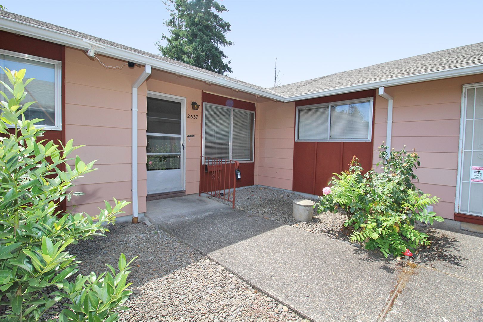 Building Photo - 2639-2639 SE 119th Ave