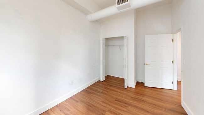Floorplan - Clinton Street Lofts