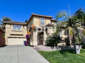 Building Photo - 1060 Villaggio Cir