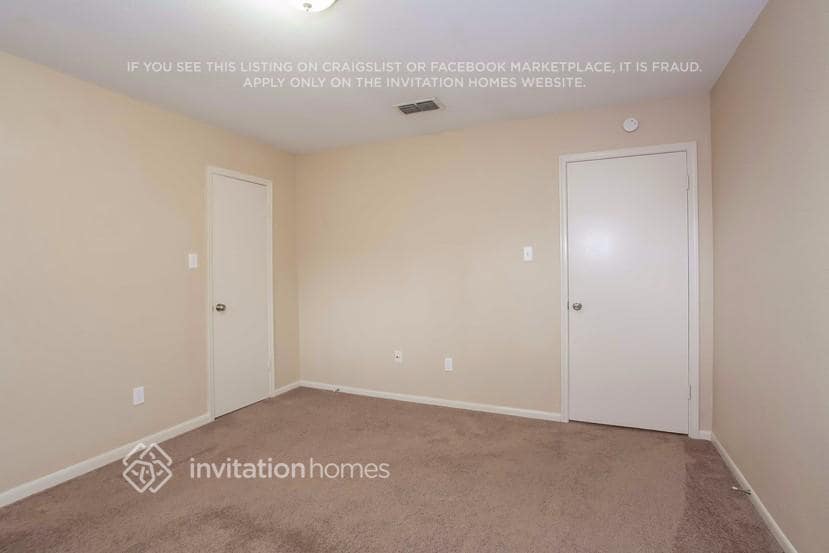 Building Photo - 745 Academy Ln
