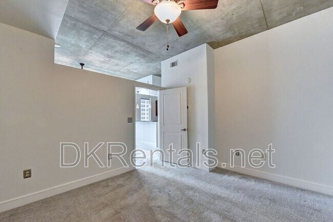 Building Photo - 44 Peachtree Pl NE
