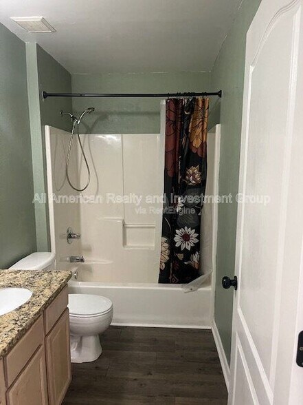 Building Photo - 1995 Catline Cir