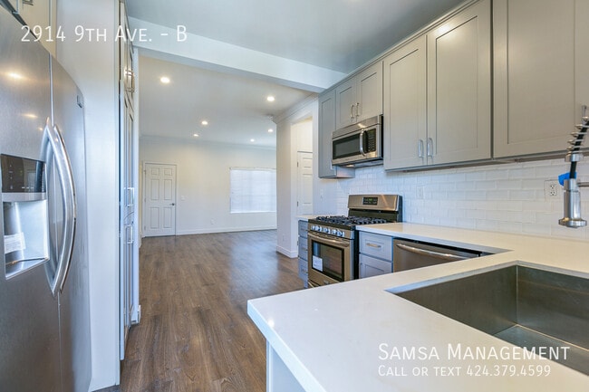 Building Photo - 2914 9th Ave