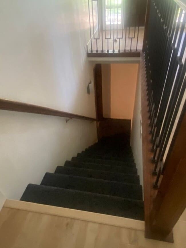 Building Photo - Call this gorgeous townhome yours! 2 master bedrooms with detached 2 car garage in Cherry Creek M...