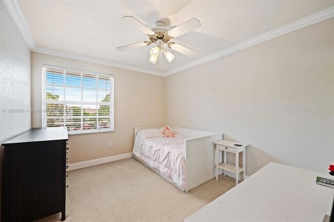 Building Photo - 15376 14th Manor