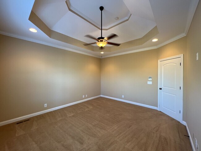 Building Photo - 1320 Vantage Ct