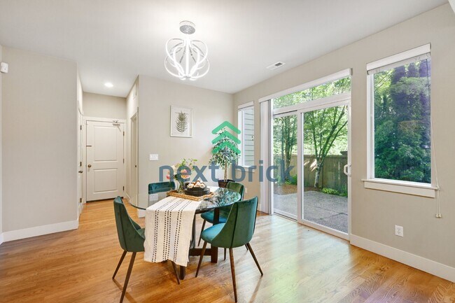 Building Photo - Spacious 4-Bed Home with 2.5 Baths in Beautiful Snoqualmie - 2,460 Sq. Ft. of Comfort Awaits!