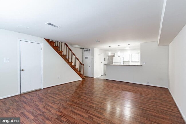 Building Photo - 430 N Patrick St