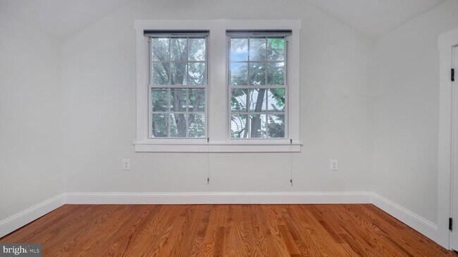 Building Photo - 3717 36th St
