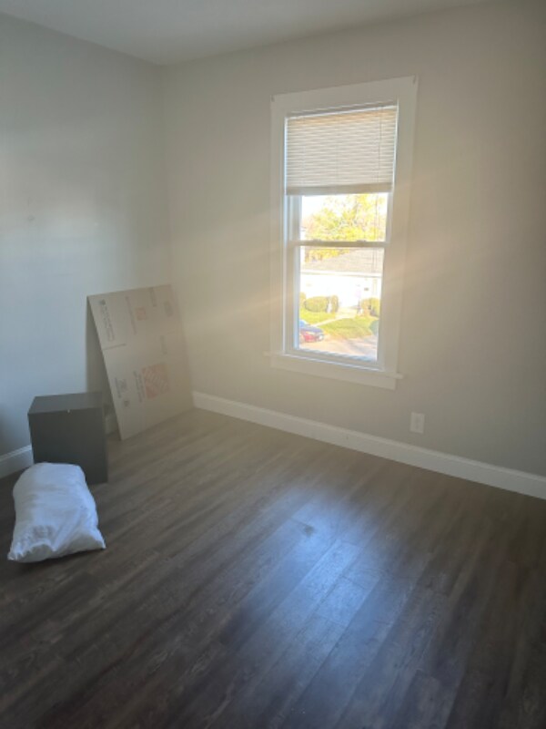 Building Photo - 142 Geddes Terrace