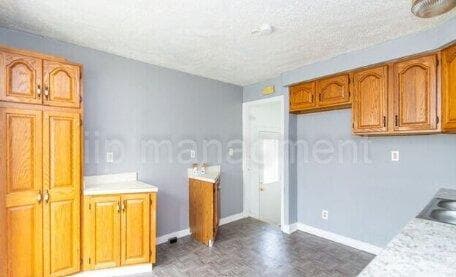 Building Photo - 14315 Tokay Ave