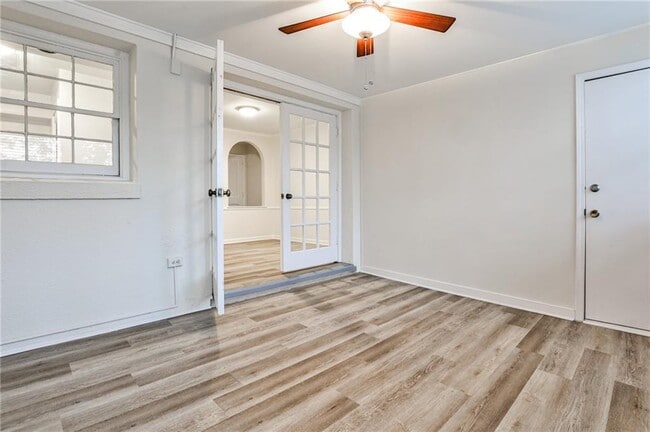 Building Photo - 111 Maison Pl NW