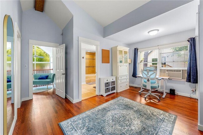 Building Photo - 235 Hillside Dr NW