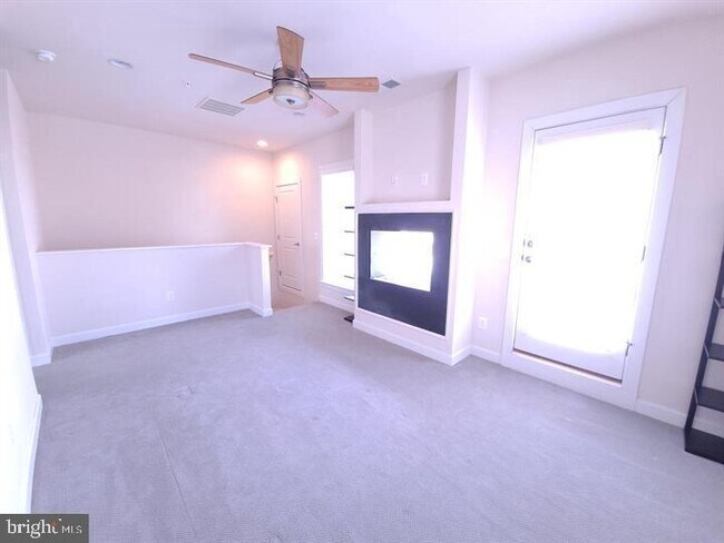 Building Photo - 11402 Ridgeline Rd