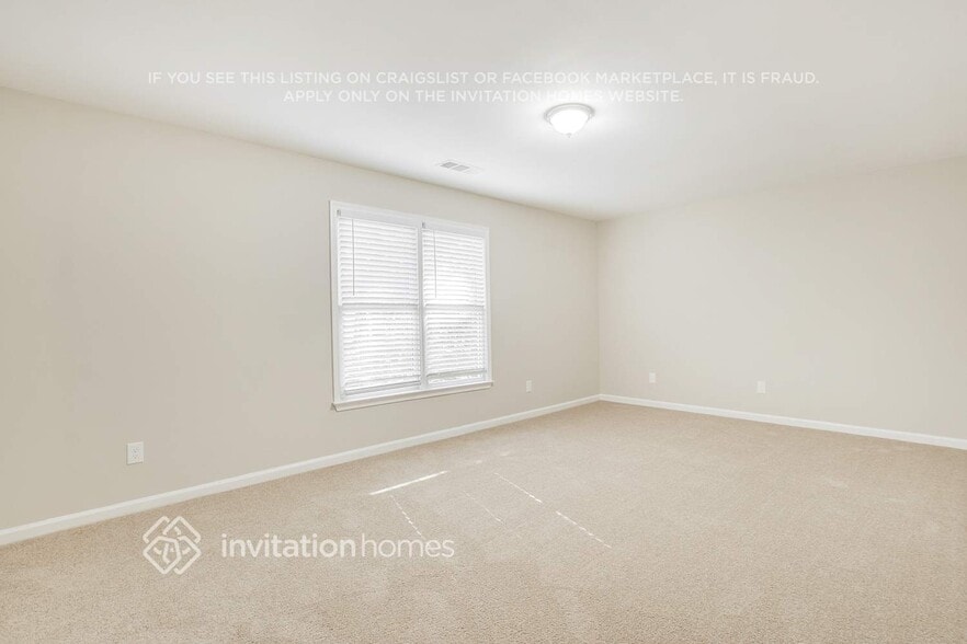Building Photo - 2234 Saluda Ln NW