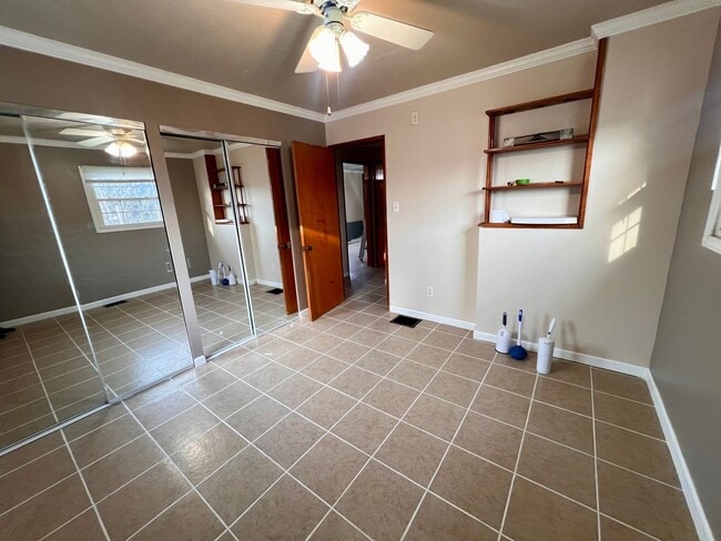 Building Photo - Coraopolis - 2 Bed 2 Bath - Home for Rent!