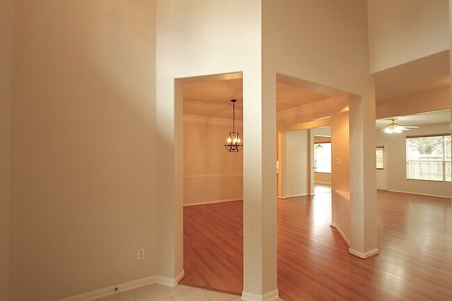 Building Photo - 4430 Waverly Canyon Ln