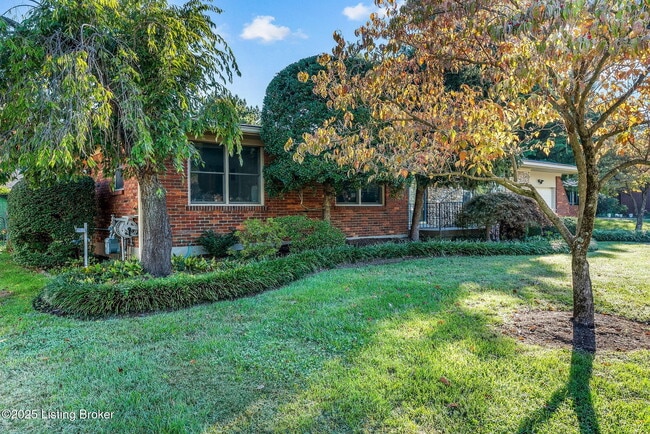 Building Photo - 1515 Vivian Ln