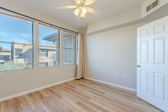 Building Photo - 19777 N 76th St