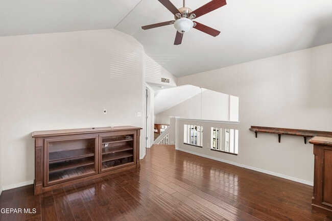 Building Photo - 6609 Parque Del Sol Dr