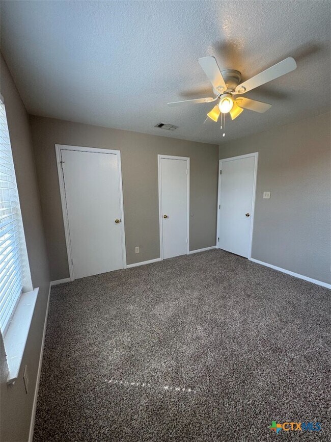 Building Photo - 1501 Windward Dr