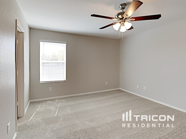 Building Photo - 8730 Segura Wy