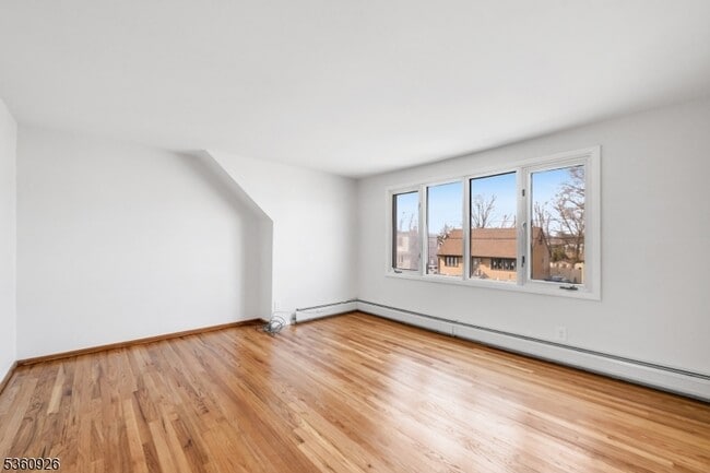 Building Photo - 316 Kipp Ave