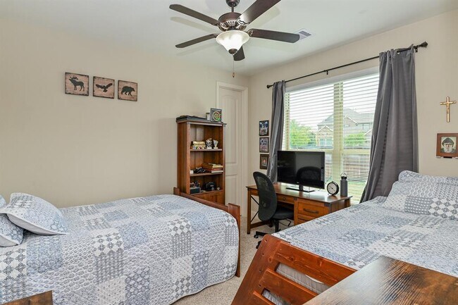 Building Photo - 14715 Kelsey Vista Dr