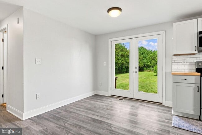 Building Photo - 306 Fegan Rd