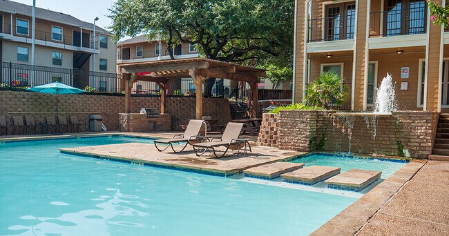 Riviera Apartments Dallas, TX Apartment Finder