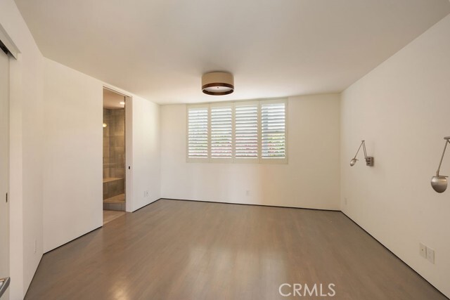 Building Photo - 920 Skyline Dr