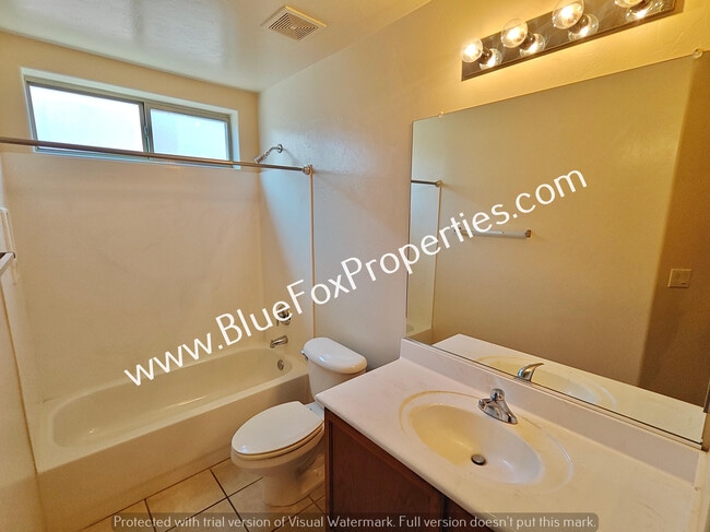 Building Photo - 5434 N Bramble Brook Ln