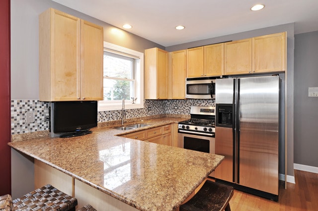 Building Photo - 1041 N Marshfield Ave