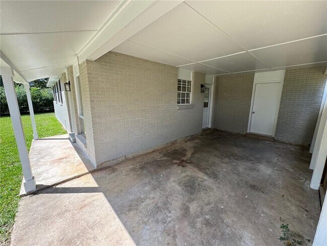 Building Photo - 4778 Ivywood Dr
