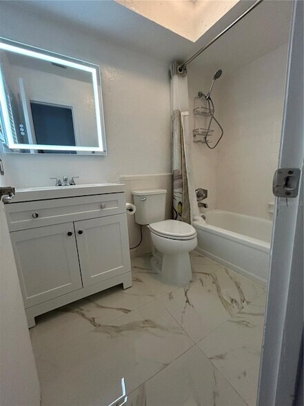 Building Photo - 110 Broward Dr